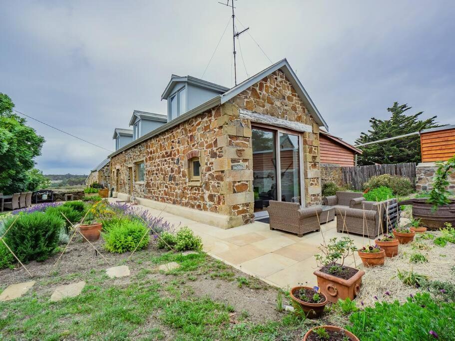 *Newly Relisted* Coach House At Lisdillon Vineyard Villa Little Swanport Dış mekan fotoğraf