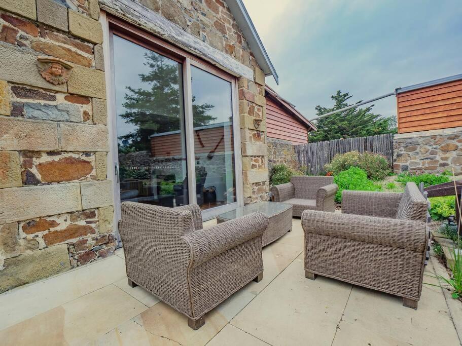 *Newly Relisted* Coach House At Lisdillon Vineyard Villa Little Swanport Dış mekan fotoğraf